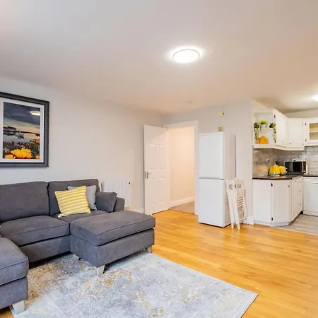 Merchants Rest * Galway