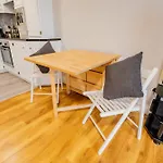 度假居 Merchants Rest *